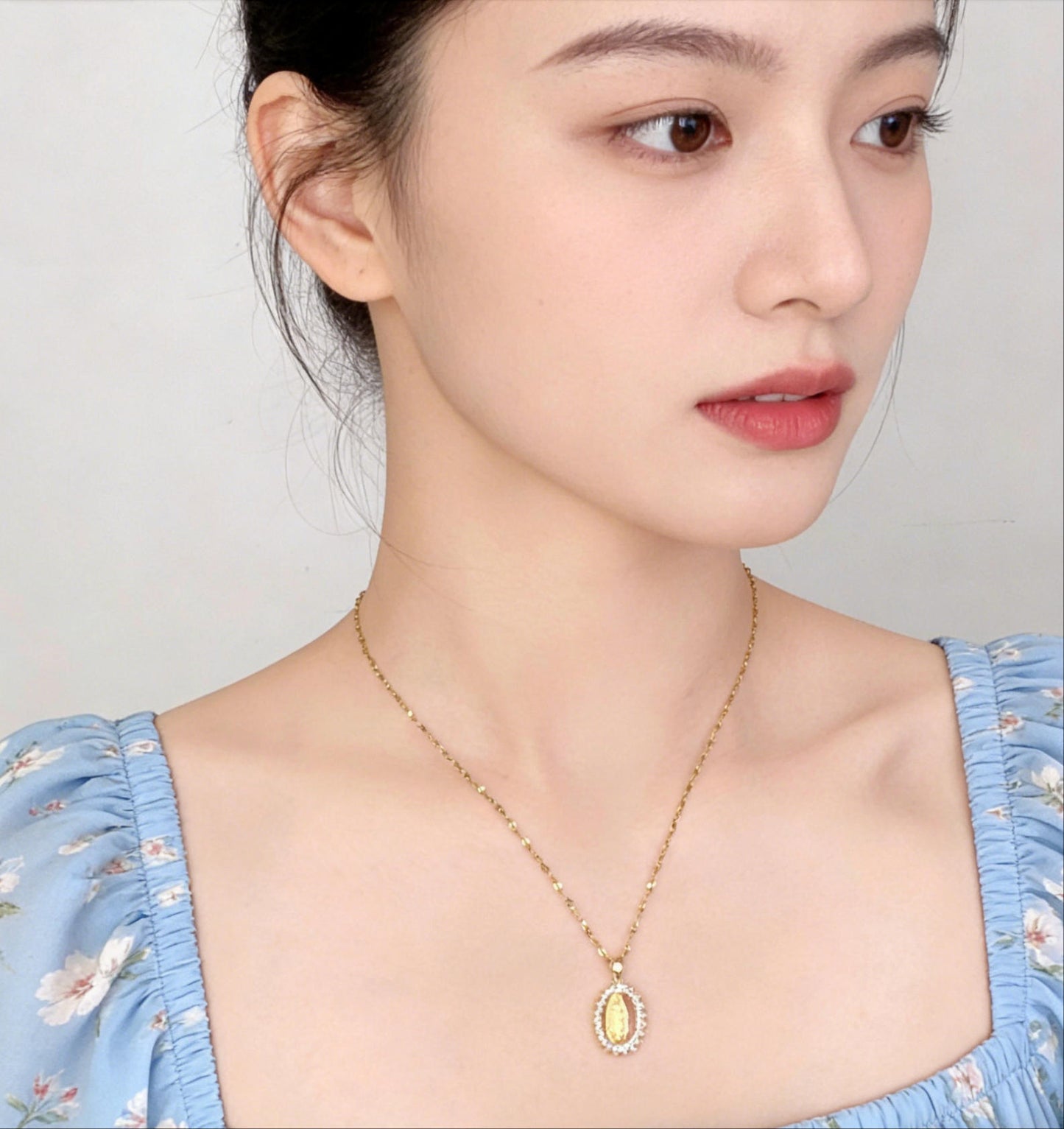 Virgin Mary Pendant Necklace – Gold Hip Hop Zirconia Charm